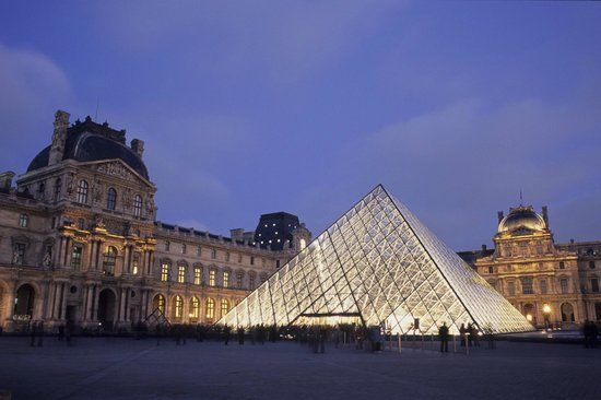 Louvre Museum